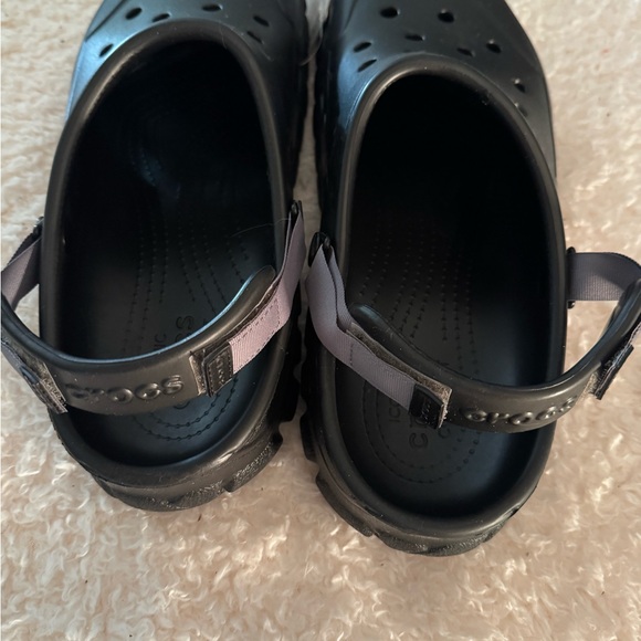 CROCS Black Clogs with Adjustable Strap - Picture 2 of 4